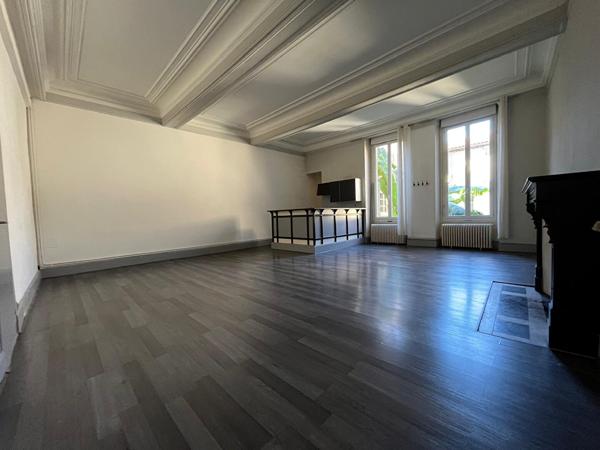 Appartement Mont De Marsan 2 pièces 65 m2