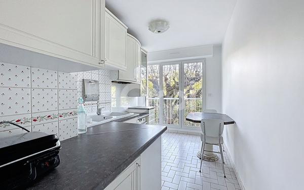 Appartement à vendre    4 pièces • 86,18 m2 Fontenay-sous-Bois