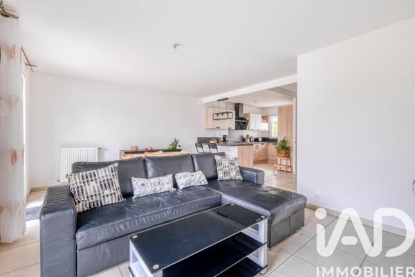 Maison à vendre 4 pièces 90 m² Villeneuve-Saint-Denis