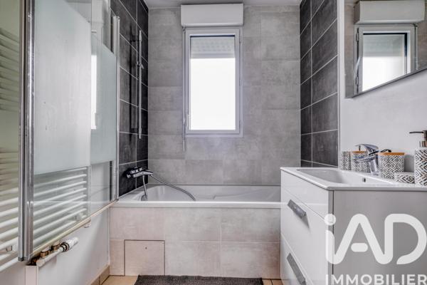 Maison à vendre 4 pièces 90 m² Villeneuve-Saint-Denis