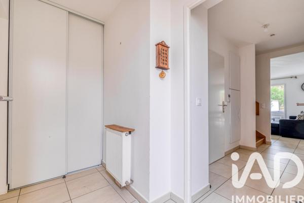 Maison à vendre 4 pièces 90 m² Villeneuve-Saint-Denis