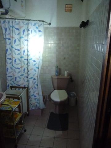 MANOSQUE, GRAND STUDIO AVEC BALCON TRES BIEN PLACE