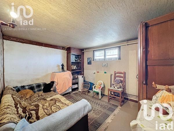 Maison traditionnelle 5 pièces de 87 m² à Château-Renard (45220)