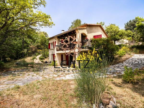 Dans un cadre verdoyant, maison de 123m² sur terrain de 3482m²