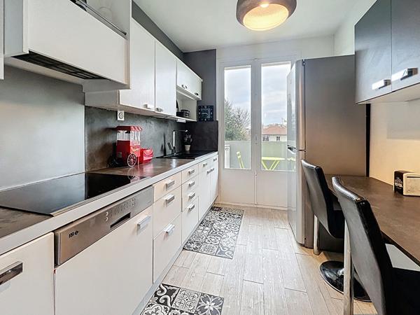 Valence Chateauvert Appartement 3 pièces de 62.69 m2 2 balcons