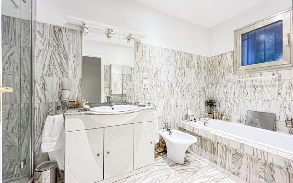 Maison à vendre    6 pièces • 272 m2 Villefranche-sur-Mer