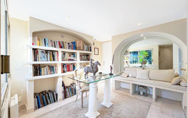 Maison à vendre    6 pièces • 272 m2 Villefranche-sur-Mer