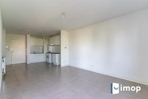 T3 avec 2 places de parking, proche Plage du Lac