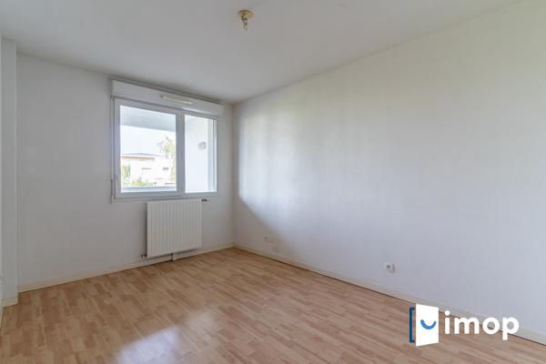 T3 avec 2 places de parking, proche Plage du Lac