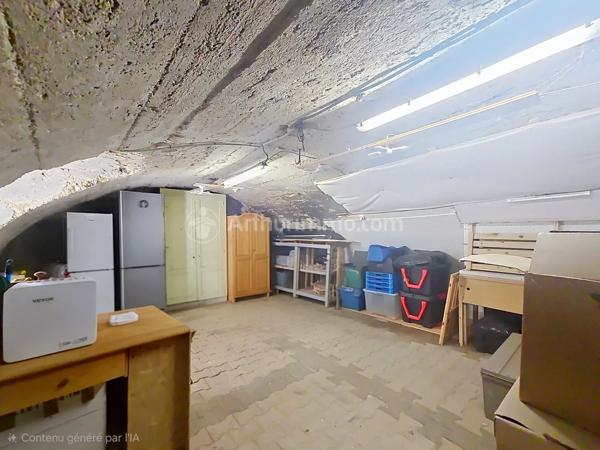 Location                                                      Maison
                        
                     4 pièces                      96 m2                     à Saint-Genès-Champanelle