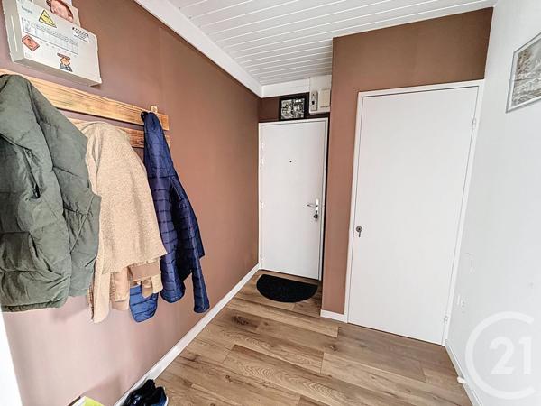 Appartement F4 à vendre  4 pièces - 77,36 m2 CHENOVE - 21