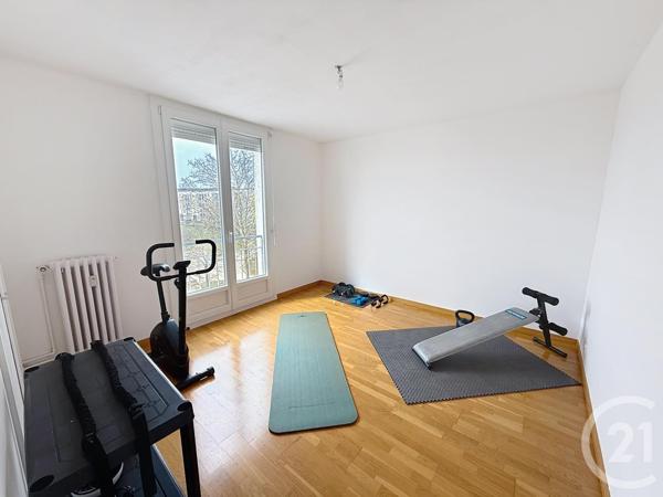 Appartement F4 à vendre  4 pièces - 77,36 m2 CHENOVE - 21