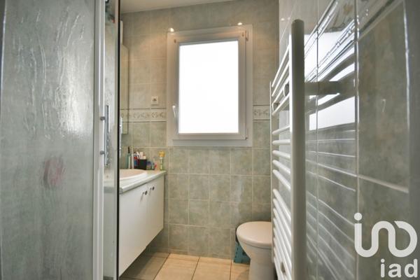 Maison 5 pièces de 95 m² à Villepreux (78450)