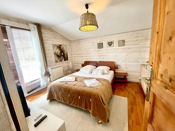 Maison à vendre 7 pièces MIOS (33) avec piscine, garage, dépendance et parc arboré