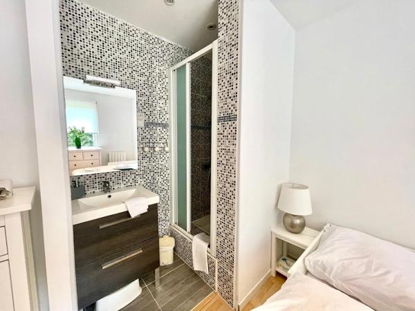 Maison à vendre 7 pièces MIOS (33) avec piscine, garage, dépendance et parc arboré