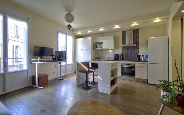 AGEN HYPER CENTRE - Immeuble de rapport de 4 lots proposant des prestations de qualité situé dans un quartier très recherché du centre-ville.