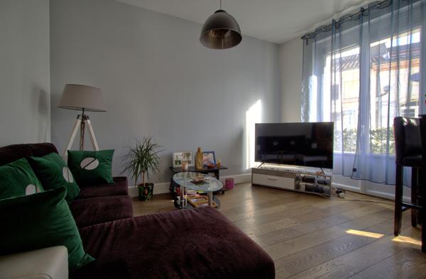 AGEN HYPER CENTRE - Immeuble de rapport de 4 lots proposant des prestations de qualité situé dans un quartier très recherché du centre-ville.