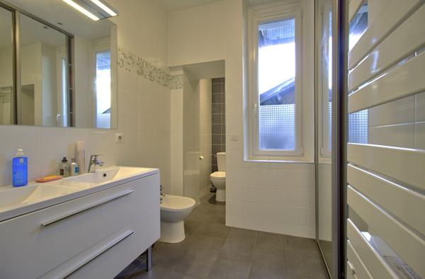 AGEN HYPER CENTRE - Immeuble de rapport de 4 lots proposant des prestations de qualité situé dans un quartier très recherché du centre-ville.