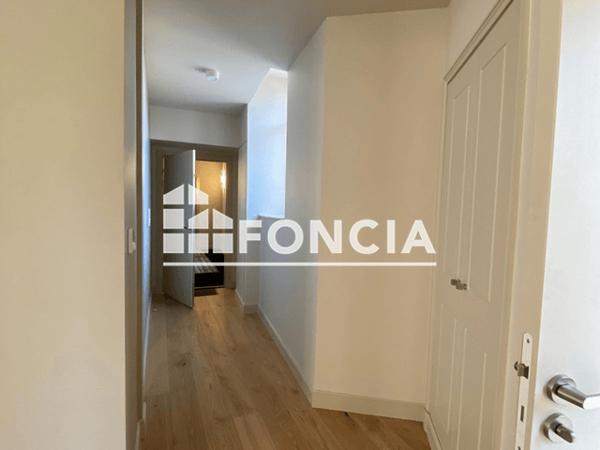 Location Appartement 2 pièces 59.3 m² - 1 RUE HENRI OUDIN Poitiers 86000