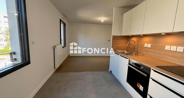 Location Appartement 3 pièces 58.75 m² - ÉCully 69130