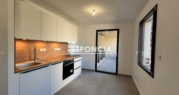 Location Appartement 3 pièces 58.75 m² - ÉCully 69130