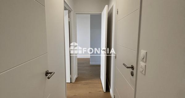 Location Appartement 3 pièces 58.75 m² - ÉCully 69130