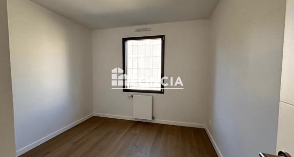 Location Appartement 3 pièces 58.75 m² - ÉCully 69130