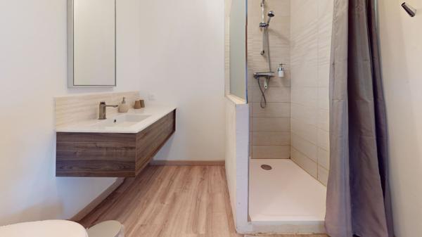Vente Maison de luxe L'Isle-sur-la-Sorgue 9 Pièces 230 m²