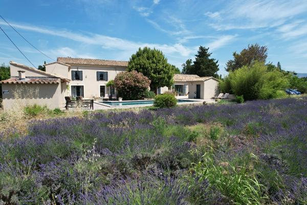 Vente Maison de luxe L'Isle-sur-la-Sorgue 9 Pièces 230 m²