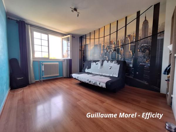 Maison
         4 pièces
        - 123 m² 271 000 € *
