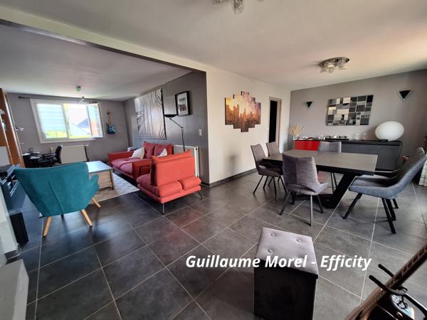 Maison
         4 pièces
        - 123 m² 271 000 € *