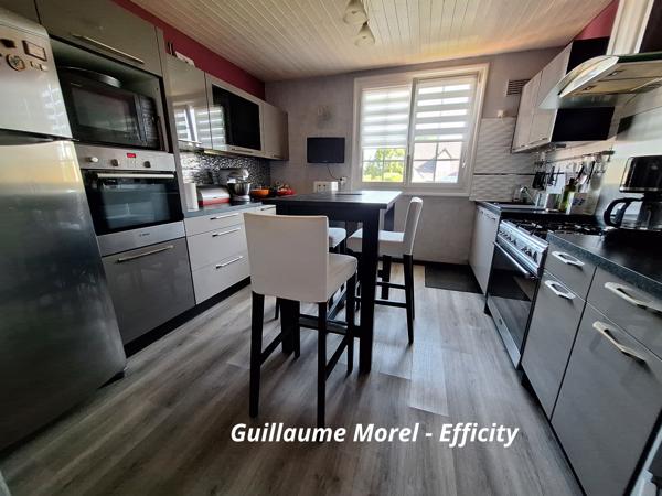 Maison
         4 pièces
        - 123 m² 271 000 € *