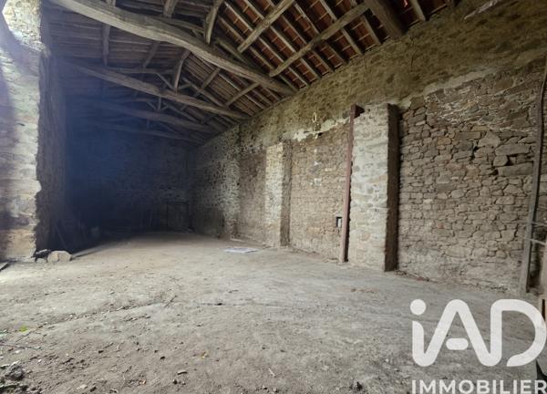 Maison à vendre 1 pièce 124 m² Saint-Pierre-des-Échaubrognes