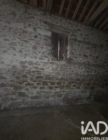 Maison à vendre 1 pièce 124 m² Saint-Pierre-des-Échaubrognes