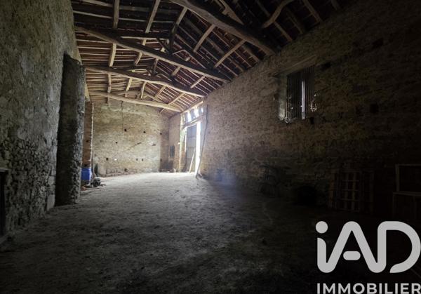 Maison à vendre 1 pièce 124 m² Saint-Pierre-des-Échaubrognes