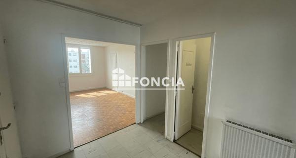Location Appartement 3 pièces 66.01 m² - Bourg-lès-valence 26500