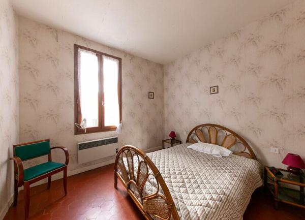 Maison à vendre    9 pièces •  Vingrau