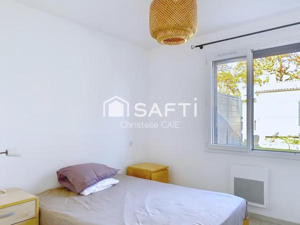 Havre moderne avec piscine