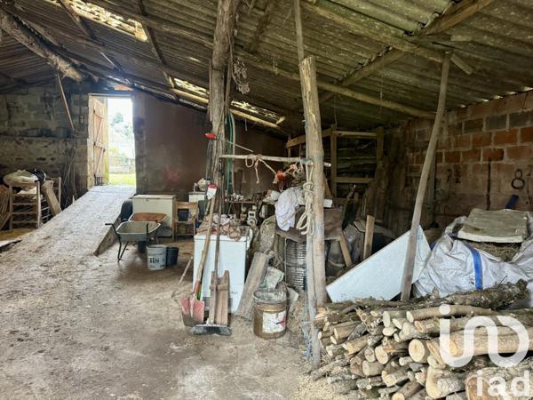 Maison 1 pièce de 120 m² à Nontron (24300)