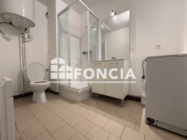 Location Studio 30.88 m² - 16 RUE GRETRY Nimes 30000