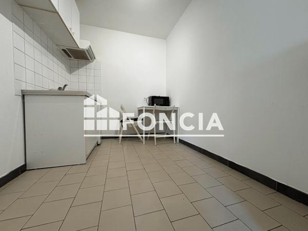 Location Studio 30.88 m² - 16 RUE GRETRY Nimes 30000