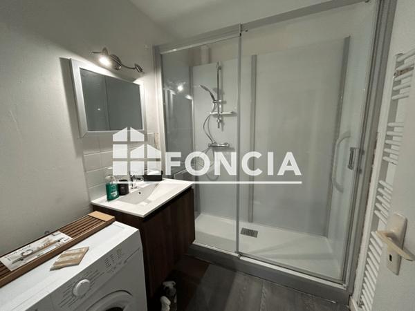 Location Appartement 3 pièces 96.61 m² - 9 RUE DU 14 JUILLET Flers 61100