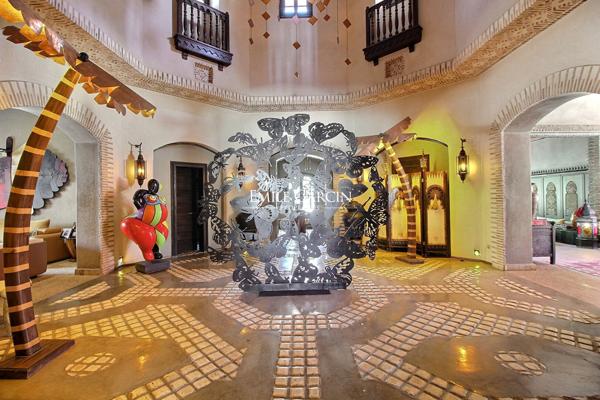 Unique propriété à vendre au triangle d'or à la Palmeraie de Marrakech