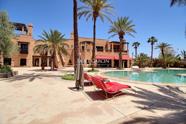 Unique propriété à vendre au triangle d'or à la Palmeraie de Marrakech