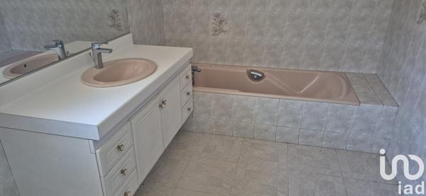 Maison à vendre 4 pièces 150 m² Castelmayran