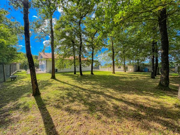 MEDIS - Maison de charme à vendre Medis