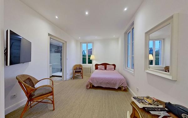 Maison à vendre    4 pièces • 141 m2 Lyon 5