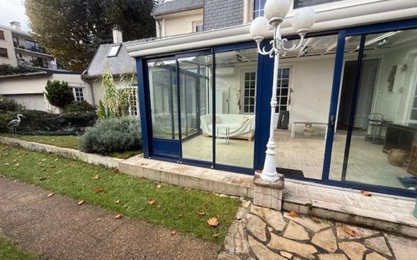 Maison à vendre    7 pièces • 175,53 m2 Saint-Maur-des-Fossés