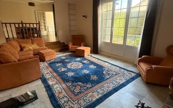 Maison à vendre    7 pièces • 175,53 m2 Saint-Maur-des-Fossés