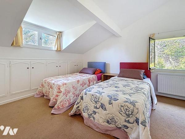 MAISON À VENDRE GEX 